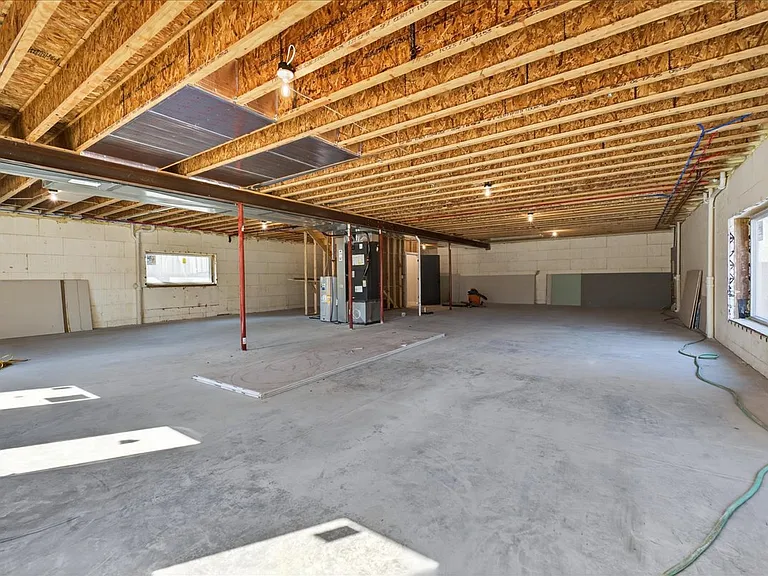 15308 Batesville Ct — Photo 16