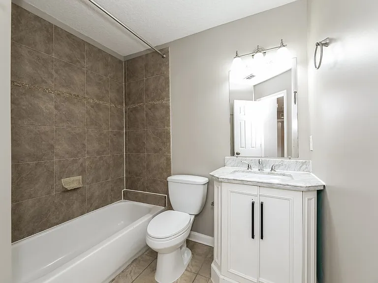 7053 Civic Club Dr — Photo 17