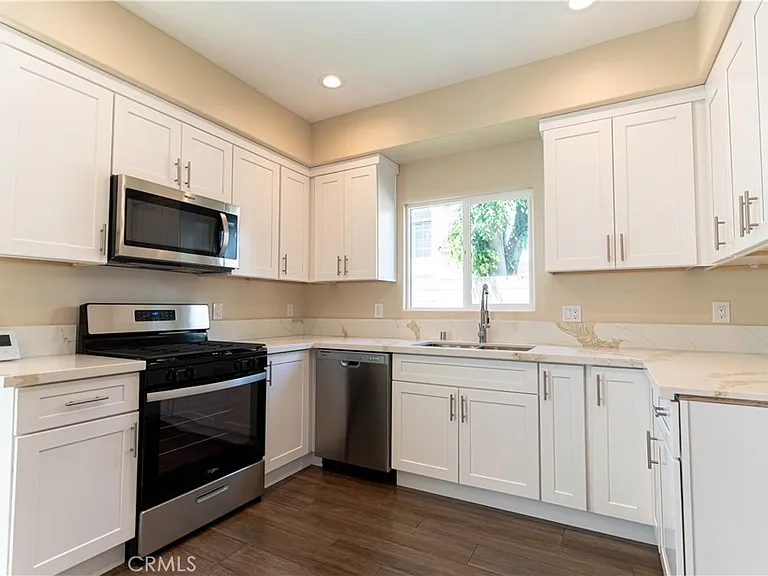 9246 Cedros Ave #6 — Photo 10