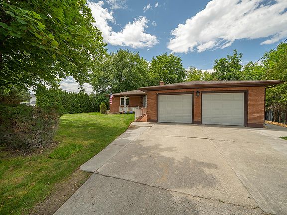 5th image of 1170 Saint Clair Rd