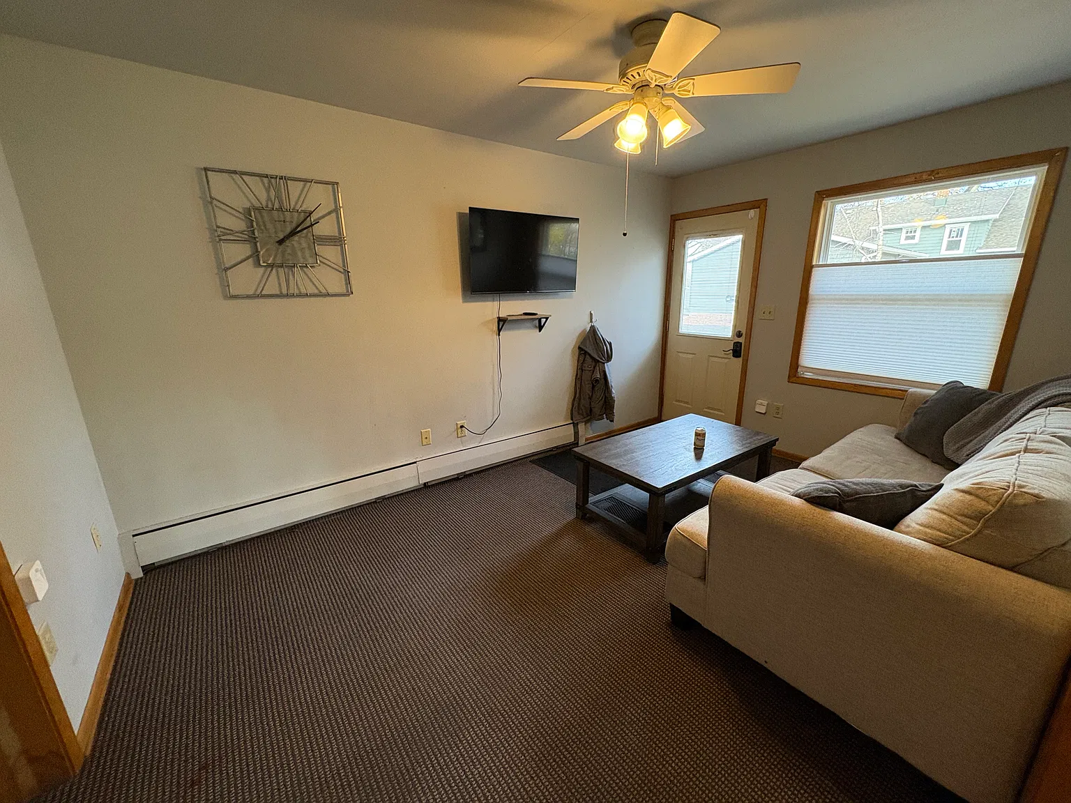1208 Elm Ave E — Photo 4