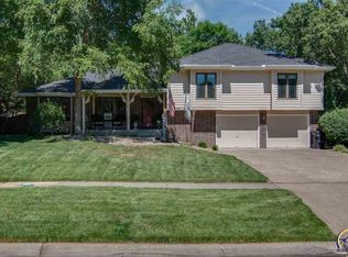 6306 SW 23rd St, Topeka, KS 66614