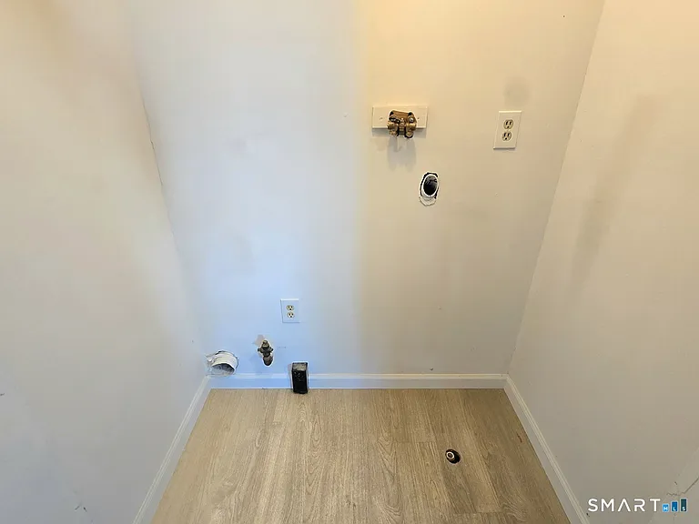 274 Bellevue St — Photo 12