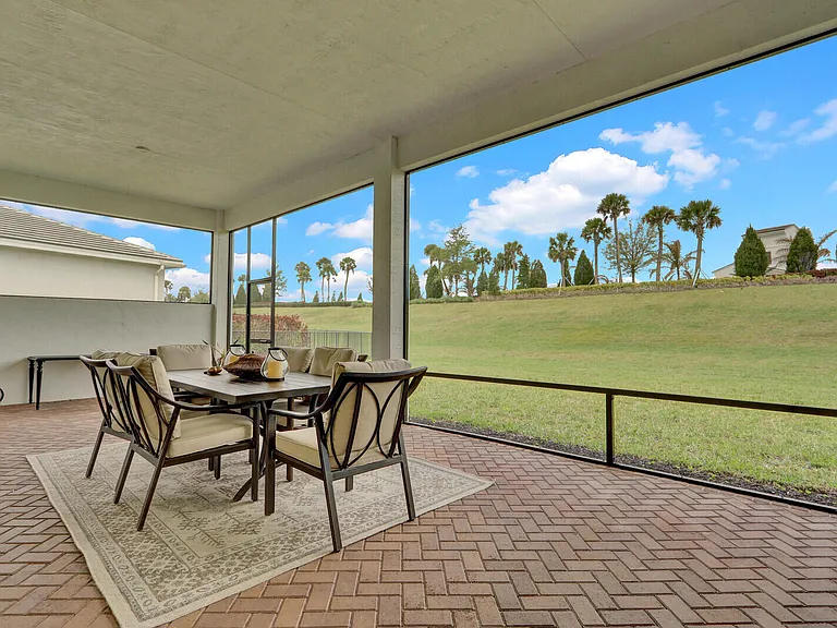 9204 SW Arco Way — Photo 37