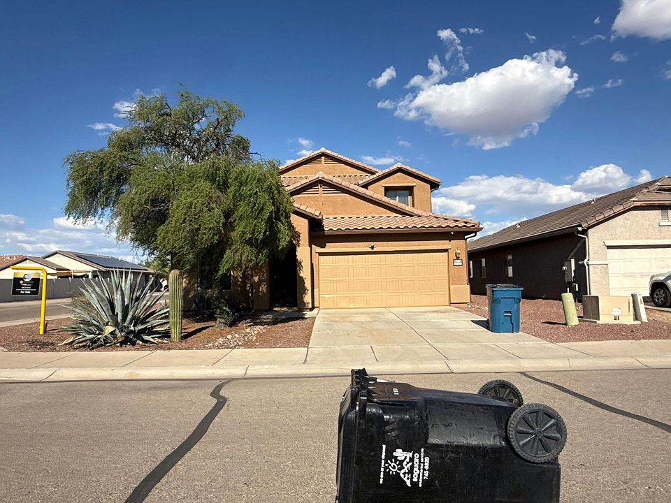 1st image of 34695 S Discovery Ln