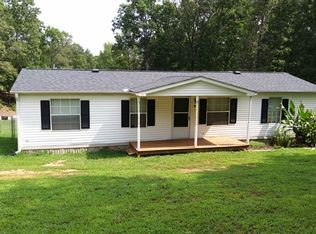 305 Ponderosa Pt, Townville, SC 29689