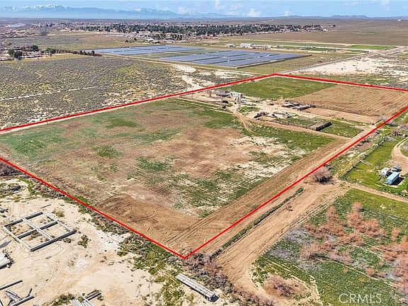 2nd image of 28571 Wild Rd