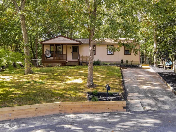 12 Demaret Court, Little Egg Harbor, NJ 08087