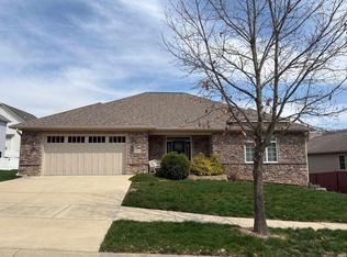 1511 S Andrew Cir, Bloomington, IN 47401