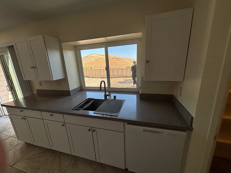 Leafwood Cir — Photo 22