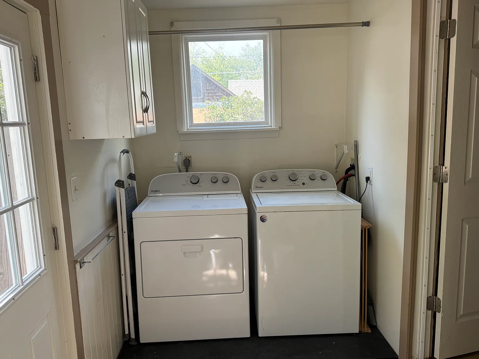 2 bed, $1,300 — Photo 3