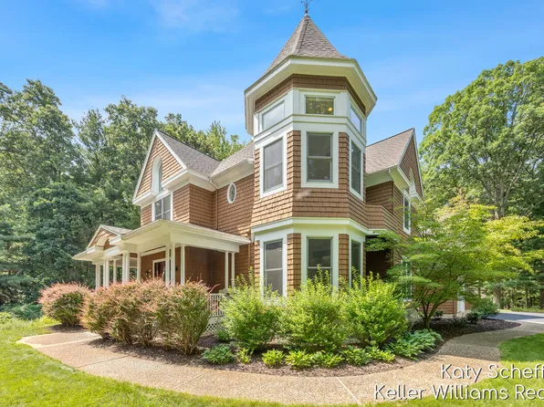 6157 Egypt Forest Rd NE, Rockford, MI 49341