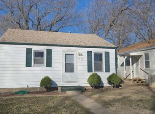1009 N 11th St, Salina, KS 67401