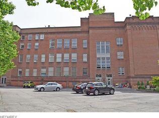 2043 Random Rd APT 103, Cleveland, OH 44106