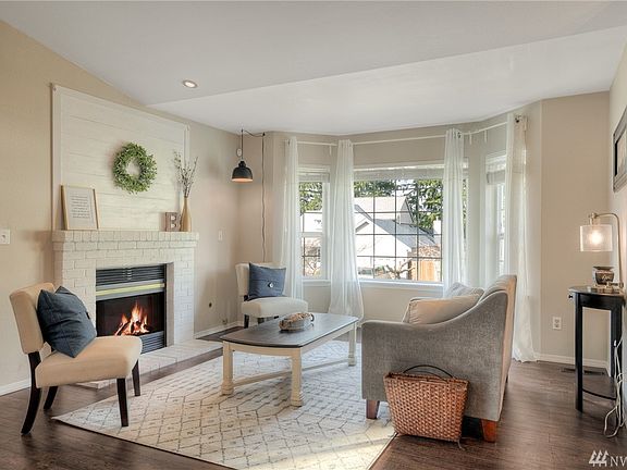 4th image of 8918 171st Street Ct E