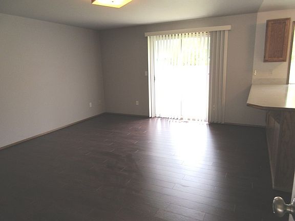 5th image of 821 144th Street Ct S