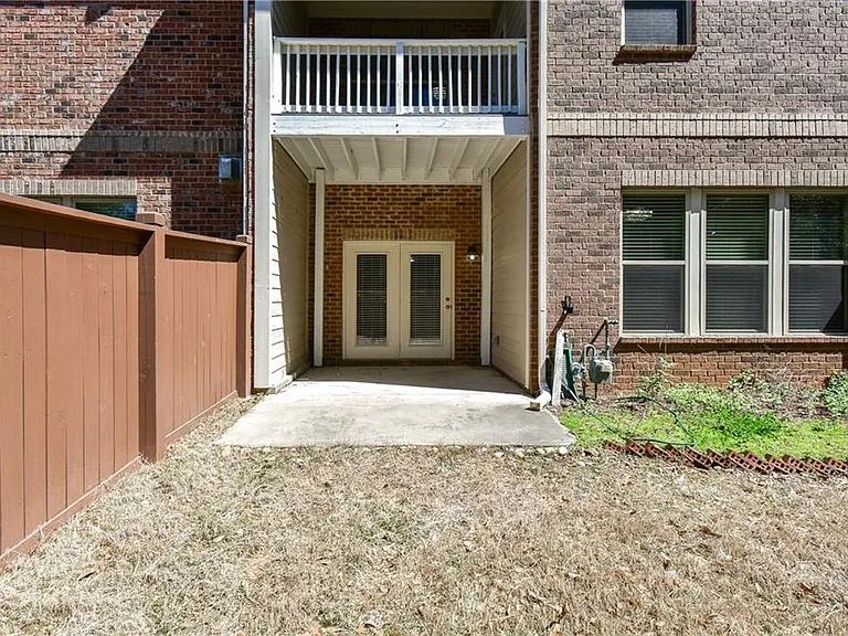123 Barkley Ln — Photo 15
