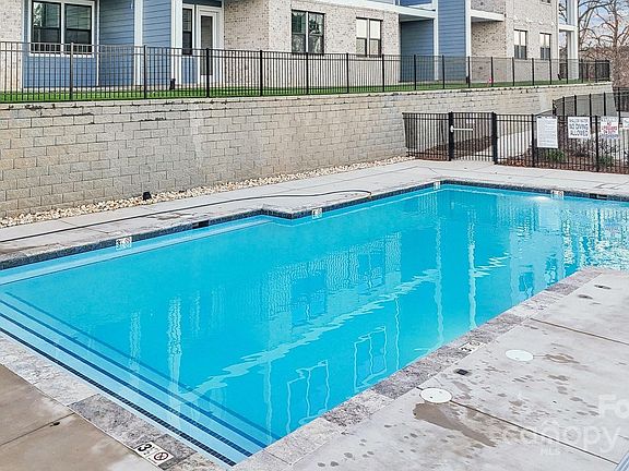 4th image of 4455 Reed Creek Dr Unit 304