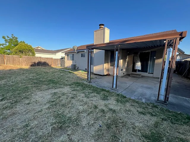 8189 Hemingway Dr — Photo 17