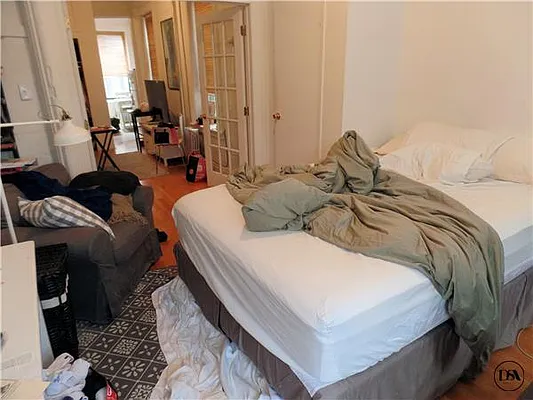 Rented by DSA Realty | media 33