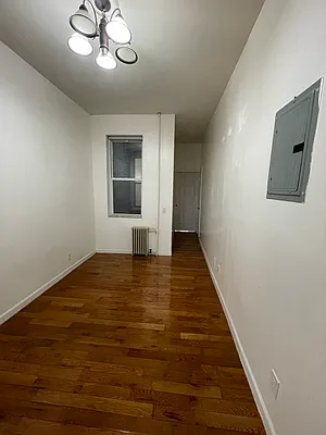 Rented by City Express Realty & Management Corp | media 11