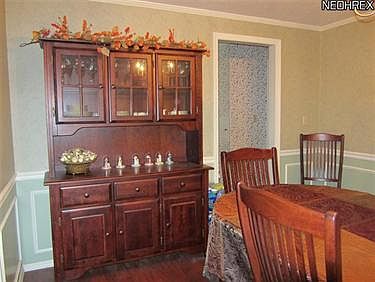 4th image of 2473 Silver Springs Dr