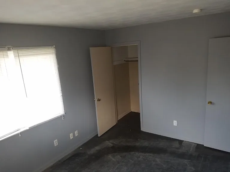 1659 Myrtle Ave #1659 — Photo 2