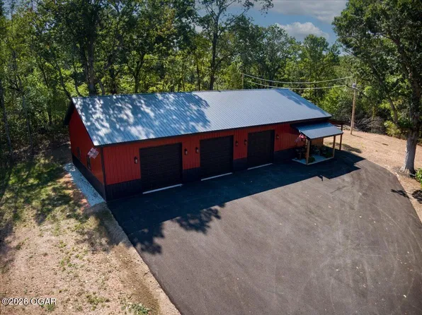 3425 Old 60 Dr, Seneca, MO 64865