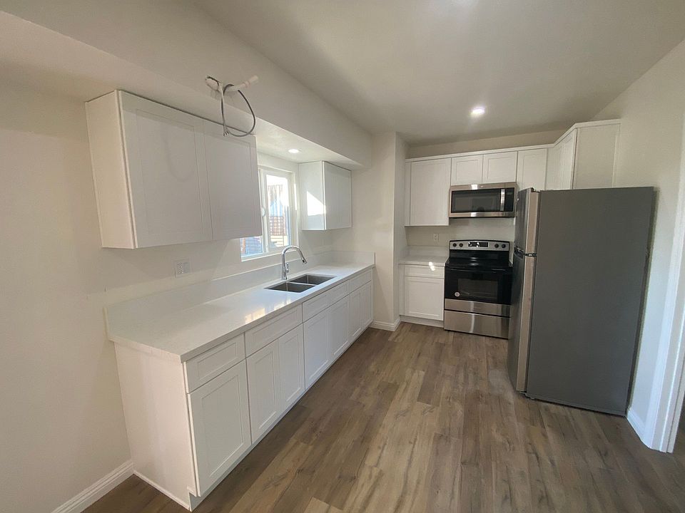 1st image of 1765 Los Feliz Dr