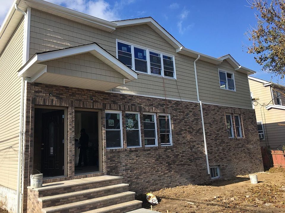1st image of 9465 224th St