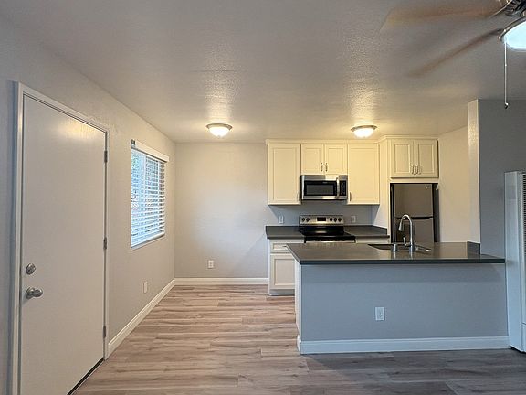3rd image of 3711 Fruitvale Ave #C