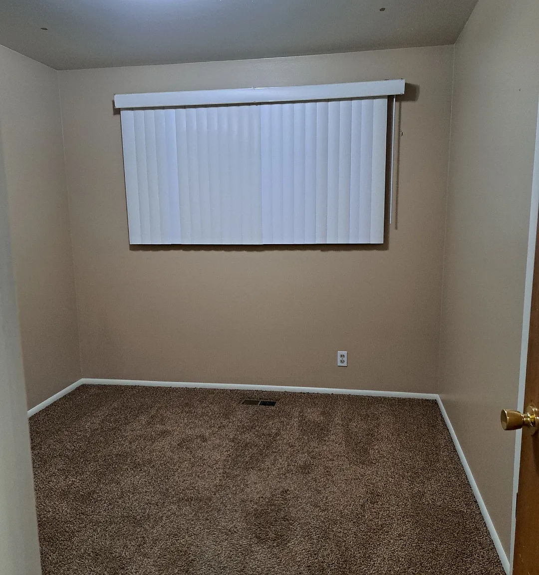2 bed, $950 — Photo 3