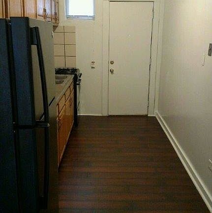 2nd image of 5166 S King Dr #1