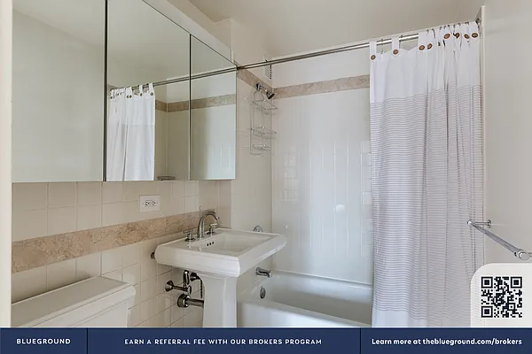 Rented by The Blueground | media 14