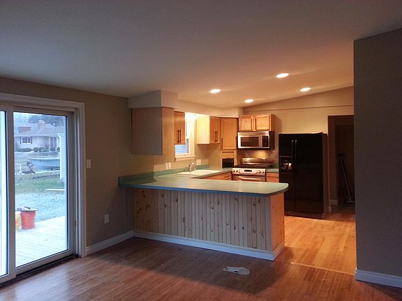 2nd image of 596 Rosemary Dr