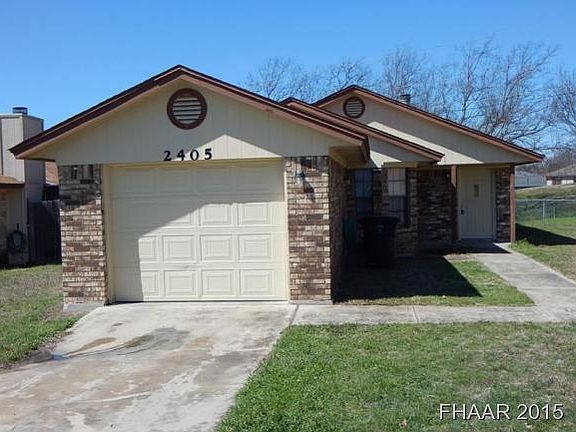3rd image of 2405 Hidden Valley Dr