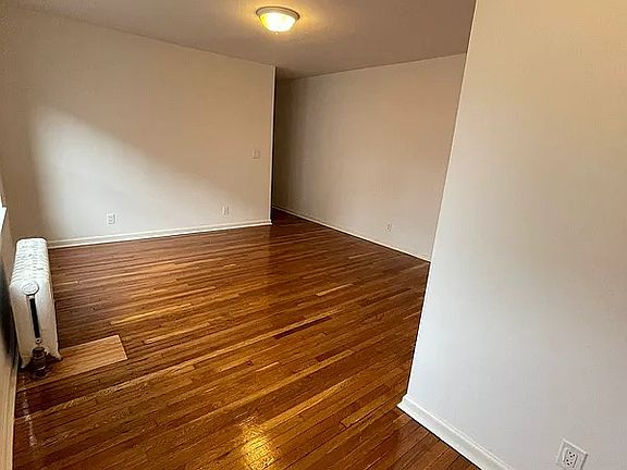 4th image of 29-21 21st Ave Unit A