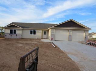 5410 Haustead Ct, Manhattan, KS 66503