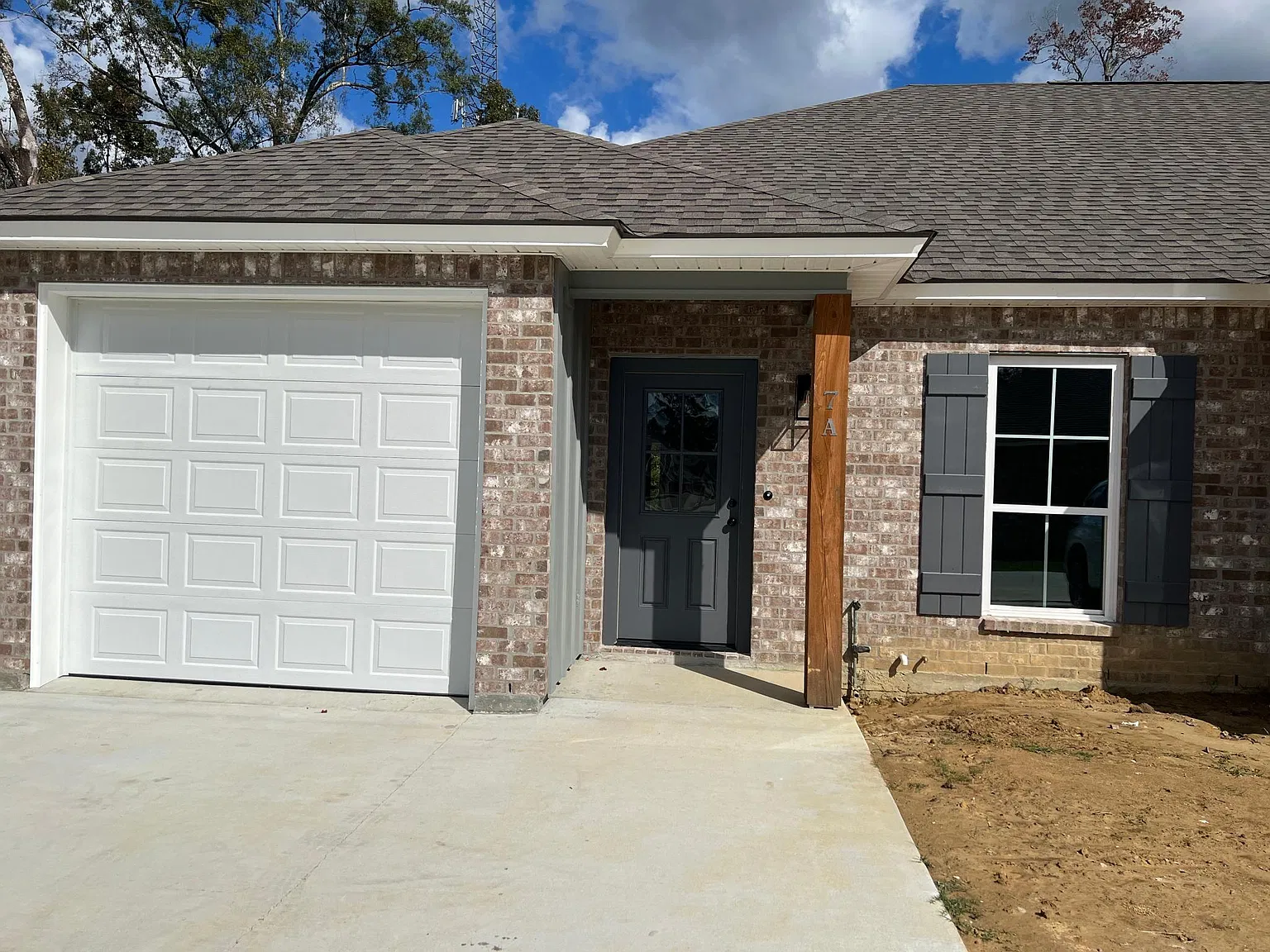 2 bed, 1030 sqft, $1,650 — Photo 1