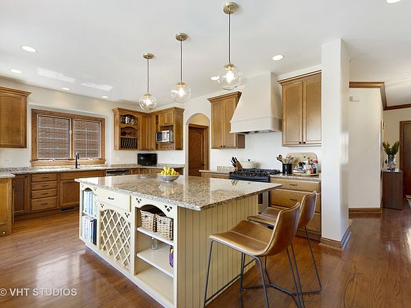 4th image of 717 S Catherine Ave