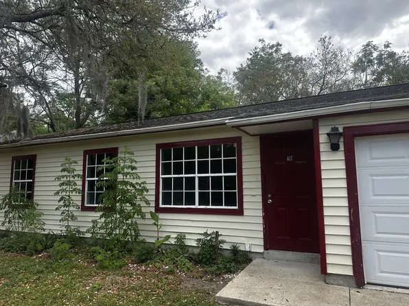 417 Water Rd, Ocala, FL 34472