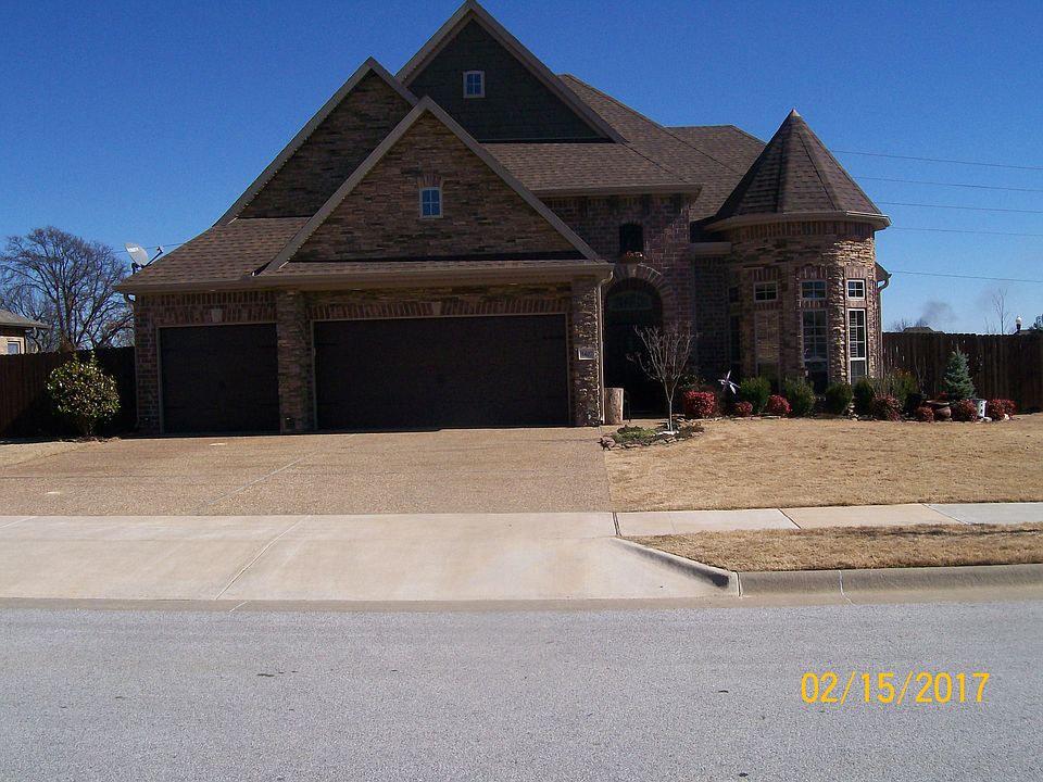 2nd image of 5407 SW Lavender St