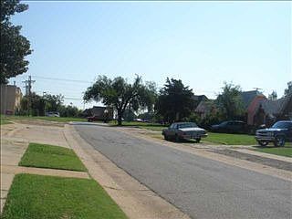 2nd image of 931 East Dr