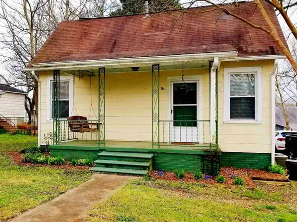 16 Walnut St, Startex, SC 29377