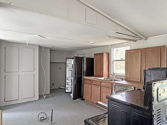 2nd image of 4541 NW 24th Ave