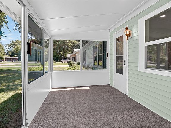 5th image of 11924 Riverview Blvd