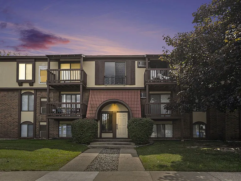 Apple Ridge Apartments — Photo 43