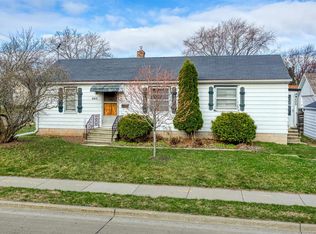 405 Buchanan St, Little Chute, WI 54140
