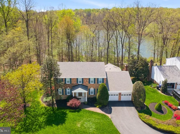 20605 Hazelnut Ct, Germantown, MD 20874