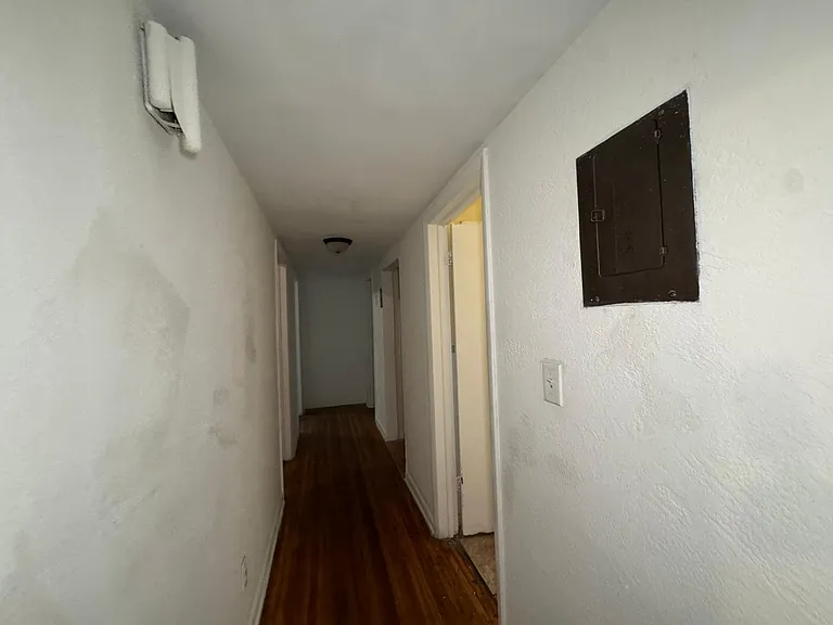 416 Sun Ct — Photo 21